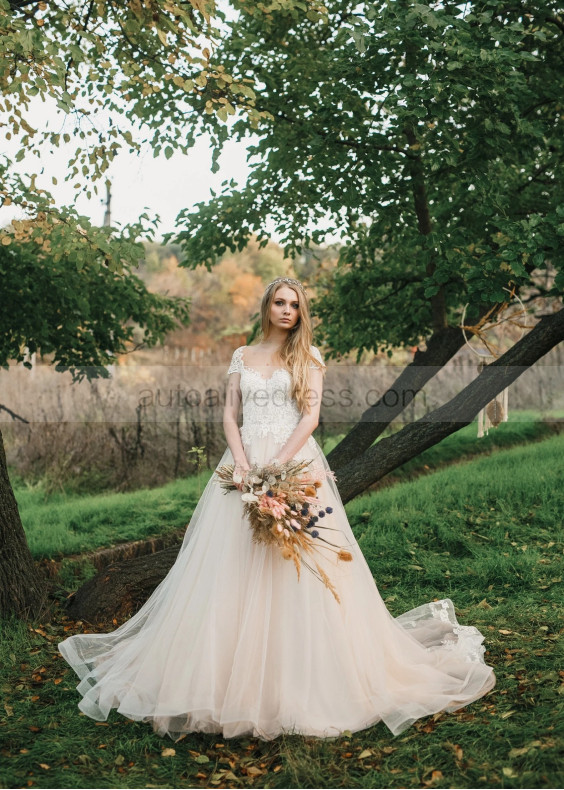 Cap Sleeves Lace Tulle Pearl Buttons Back Chic Wedding Dress